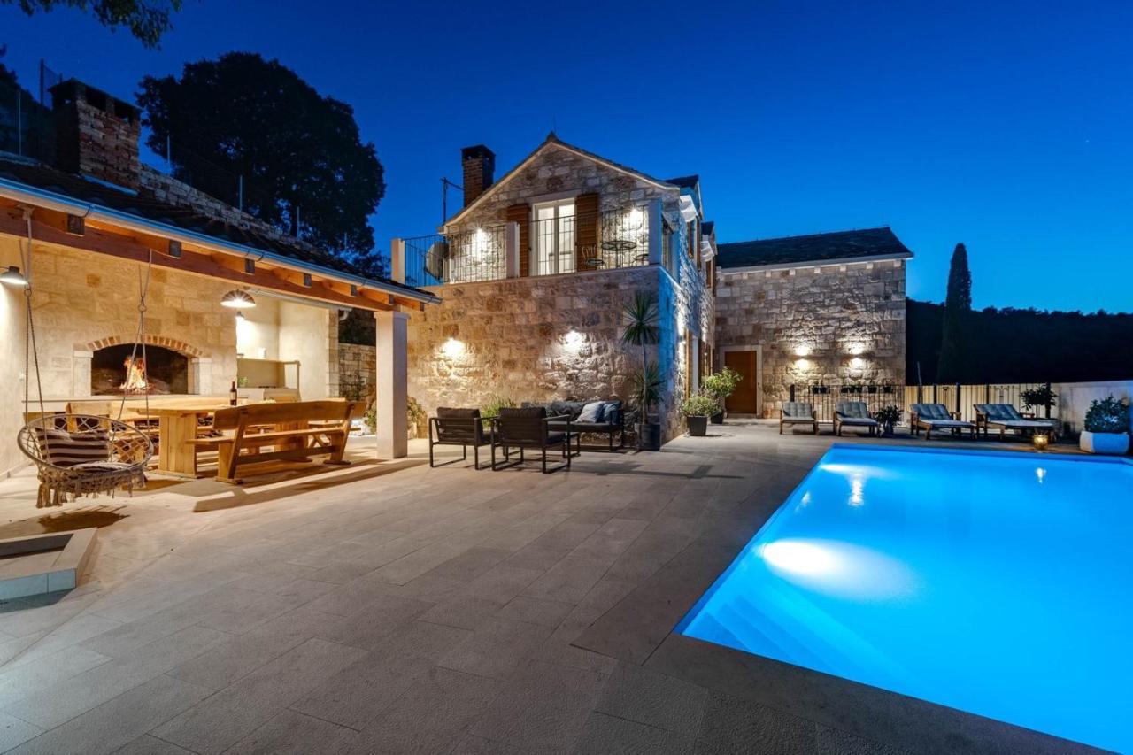 New Villa Ani! Traditional And Luxurious 4-Bedroom Villa With Heated Pool And Sea Views بوستيرا المظهر الخارجي الصورة
