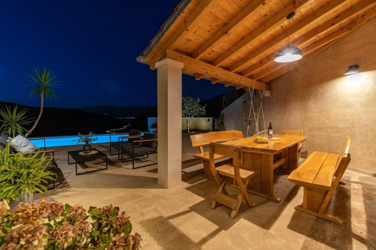 New Villa Ani! Traditional And Luxurious 4-Bedroom Villa With Heated Pool And Sea Views بوستيرا المظهر الخارجي الصورة